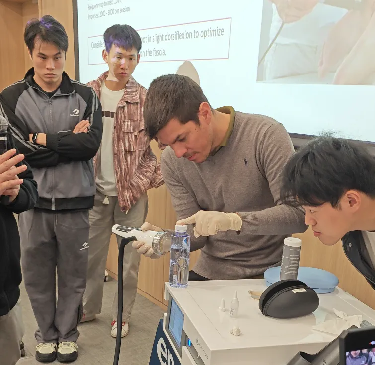 屏幕截图 2025-02-28 150157.png